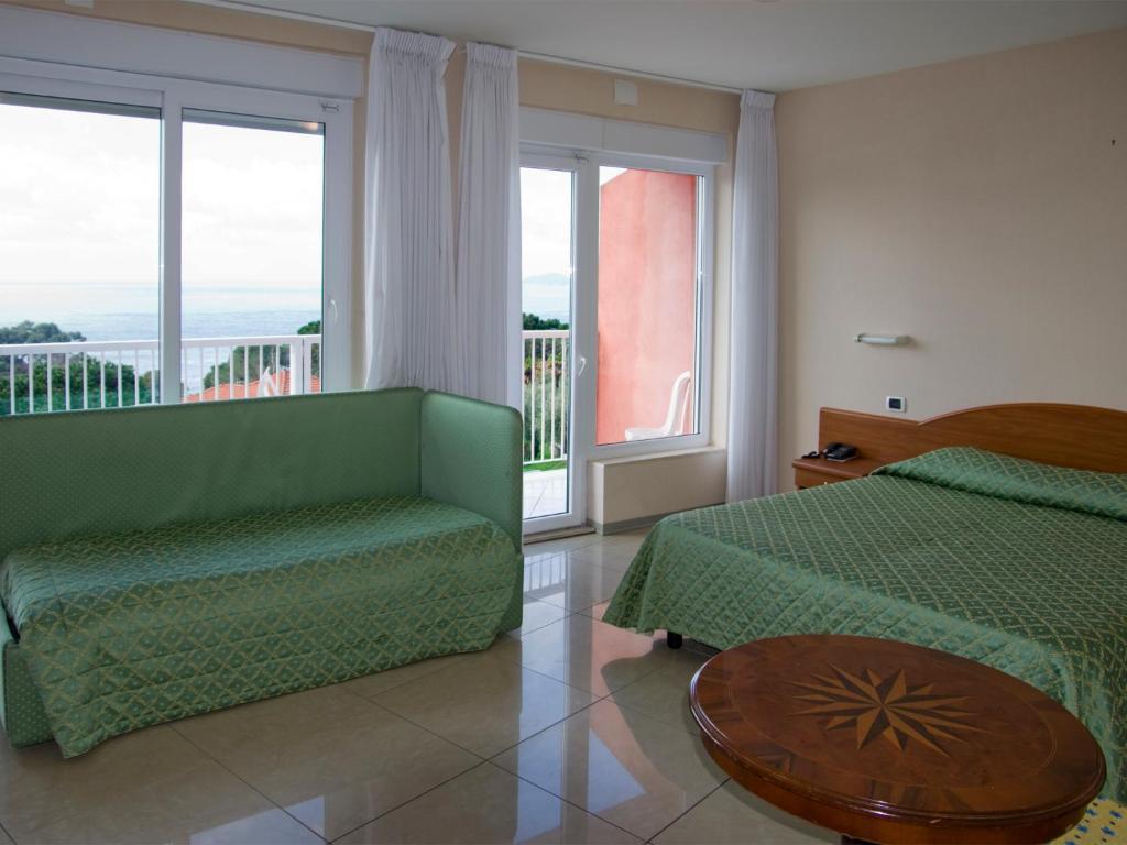 Hotel Cristallo ليريسي الغرفة الصورة