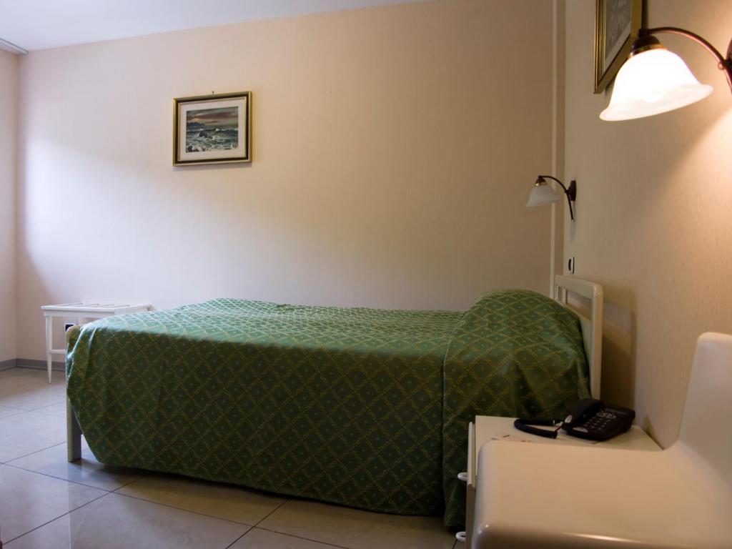 Hotel Cristallo ليريسي الغرفة الصورة