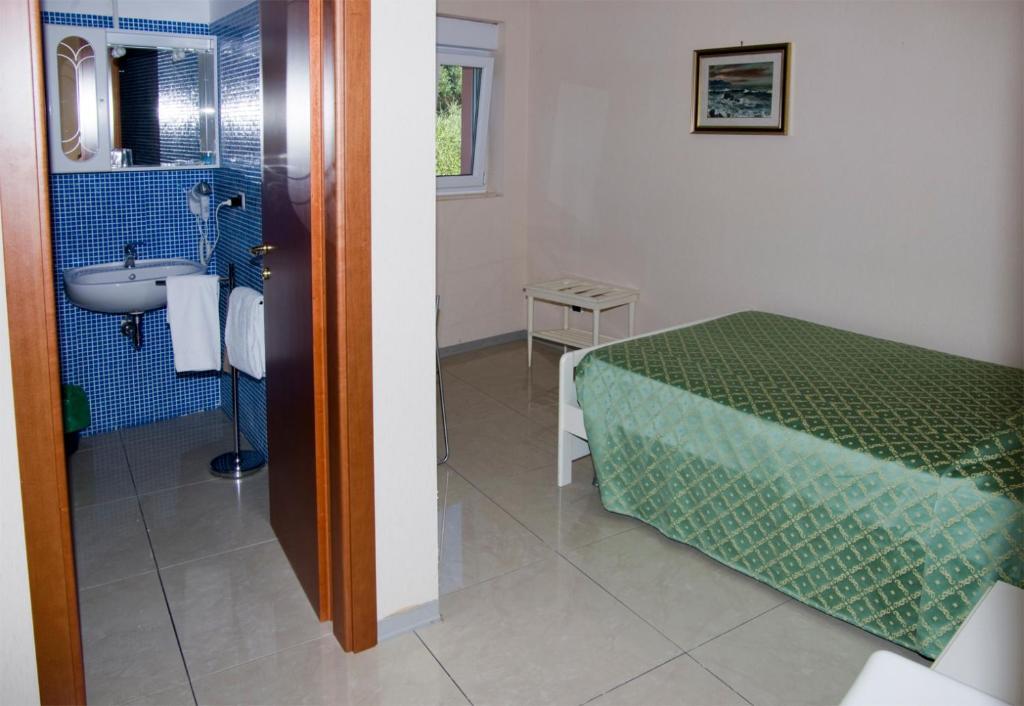 Hotel Cristallo ليريسي الغرفة الصورة