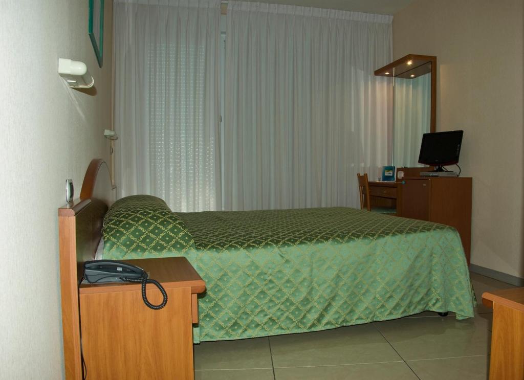 Hotel Cristallo ليريسي الغرفة الصورة